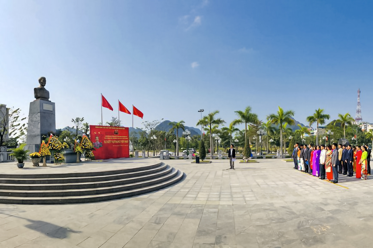Ảnh với chú thích