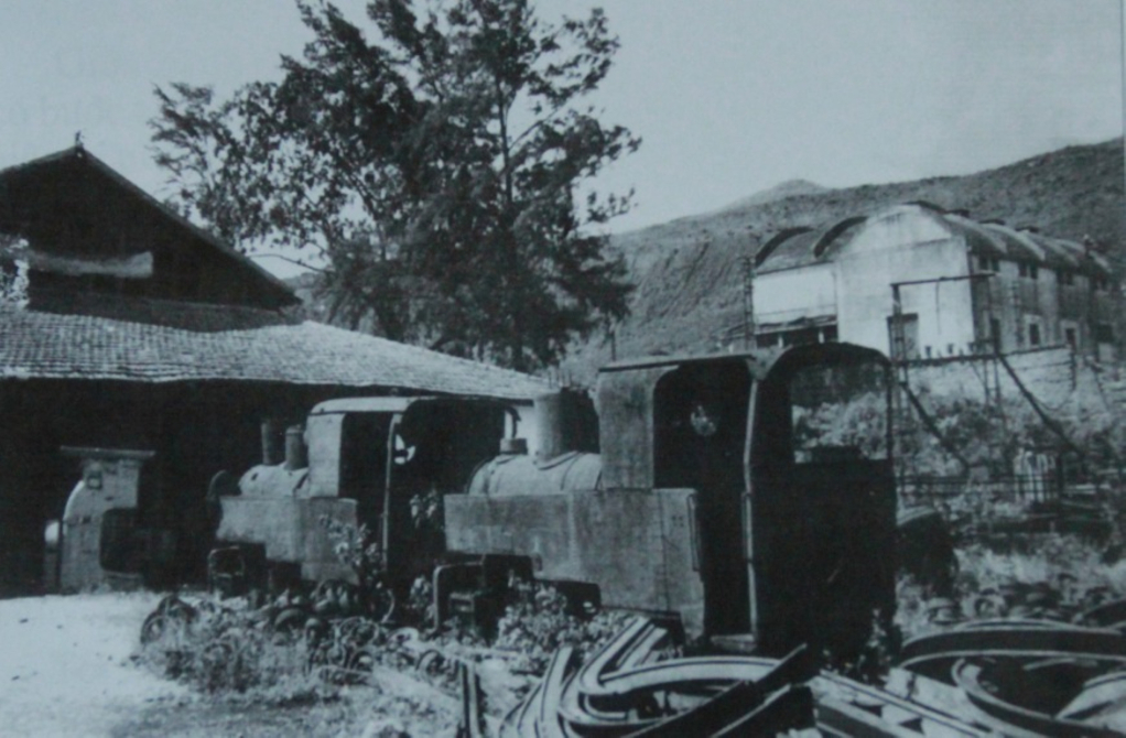 Ảnh với chú thích