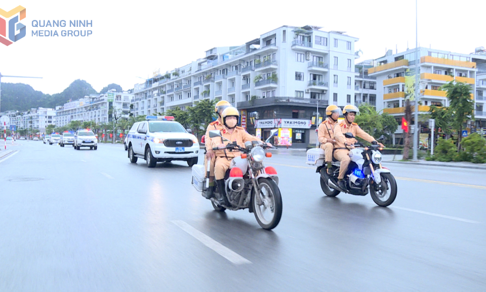 Cao điểm đảm bảo trật tự ATGT, an ninh, an toàn Đại hội Đảng các cấp và kỷ niệm các ngày lễ lớn của đất nước