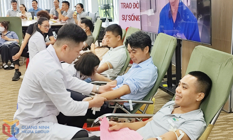 KCN Sông Khoai: Tiếp nhận 285 đơn vị máu hưởng ứng Chiến dịch “Những giọt máu hồng" hè 2025
