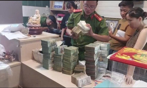 Đề nghị truy tố 21 bị can rửa tiền, chuyển hàng nghìn tỷ đồng qua Campuchia