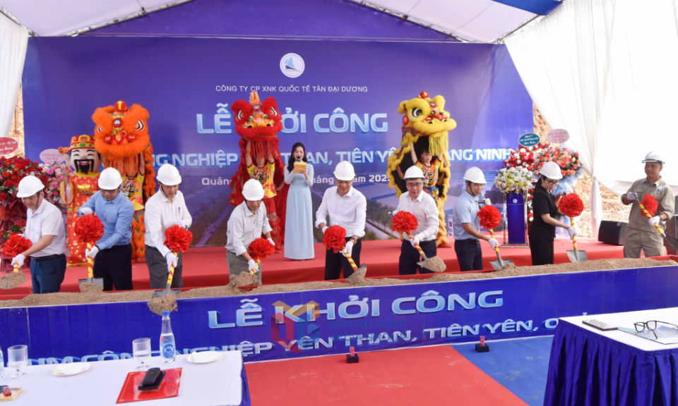 Phát triển kinh tế bền vững vùng đặc thù từ công nghiệp, dịch vụ