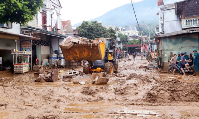 PM issues directions to overcome floods and landslides consequences