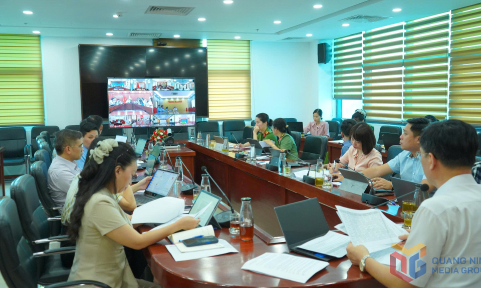 Lãnh đạo sở KH&CN họp trực tuyến với 54 xã, phường, đặc khu về triển khai Nghị quyết 57