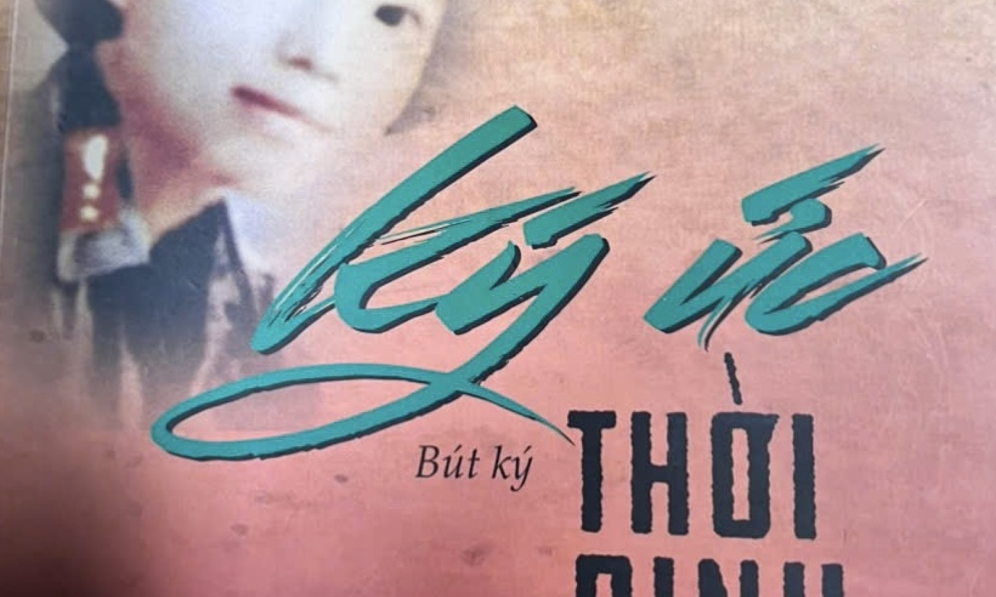 BÚT KÝ: KÝ ỨC THỜI BINH LỬA 02