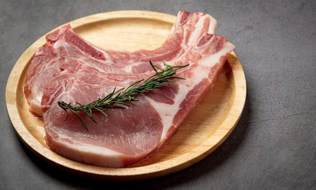 Ăn bao nhiêu thịt đỏ mỗi ngày là an toàn cho tim và huyết áp