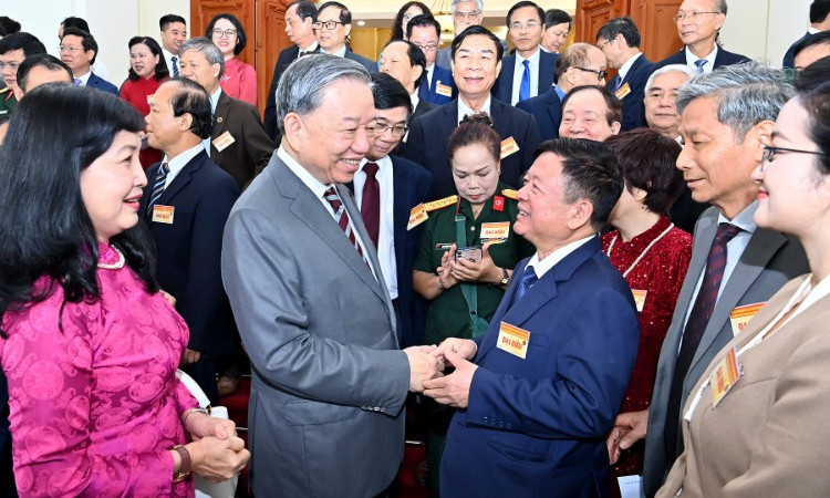 Đội ngũ trí thức, nhà khoa học, văn nghệ sĩ tiếp tục khẳng định vai trò, khát vọng cống hiến
