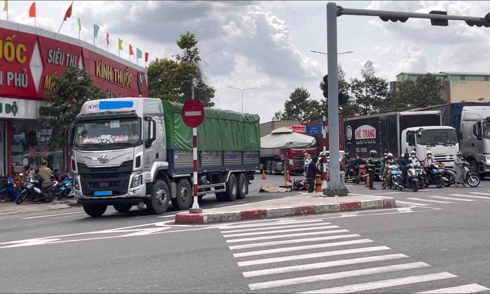 Người phụ nữ bị tai nạn tử vong trên đường đi thăm con trai trở về