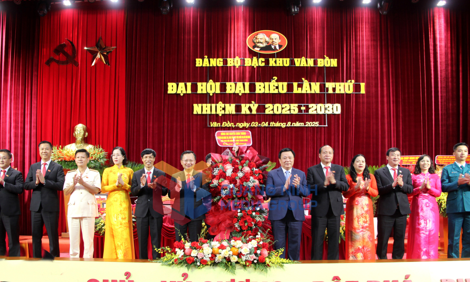 Đại hội đại biểu Đảng bộ đặc khu Vân Đồn lần thứ I, nhiệm kỳ 2025-2030, tháng 8-2025