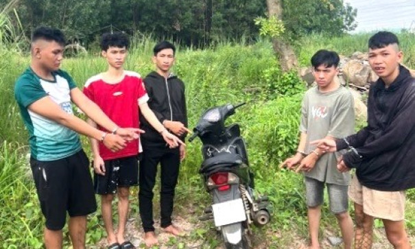 Bắt 5 đối tượng gây ra vụ cướp tài sản táo bạo ở Đồng Nai