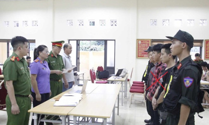 Công an Sơn La khởi tố 42 đối tượng trong vụ khai thác vàng trái phép