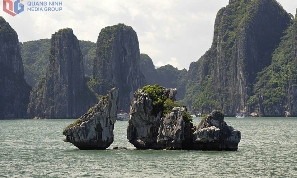 Vịnh Hạ Long khi thu sang