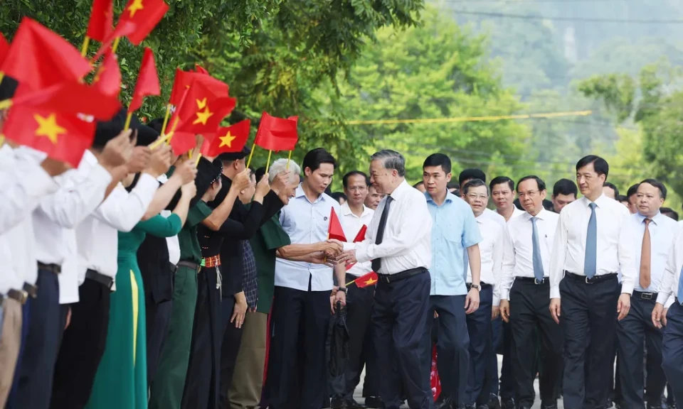 Party chief attends All People's Security Safeguard Festival in Tuyên Quang