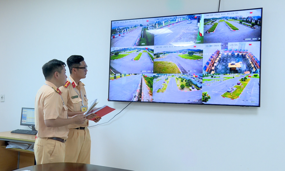 Đẩy mạnh chuyển đổi số trong công tác sát hạch lái xe