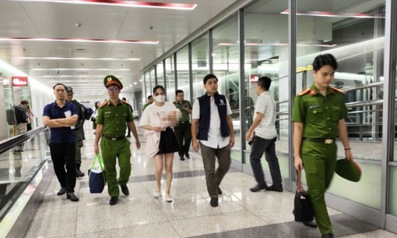 Dẫn giải đối tượng truy nã Ngô Thị Thêu từ Thái Lan về Việt Nam