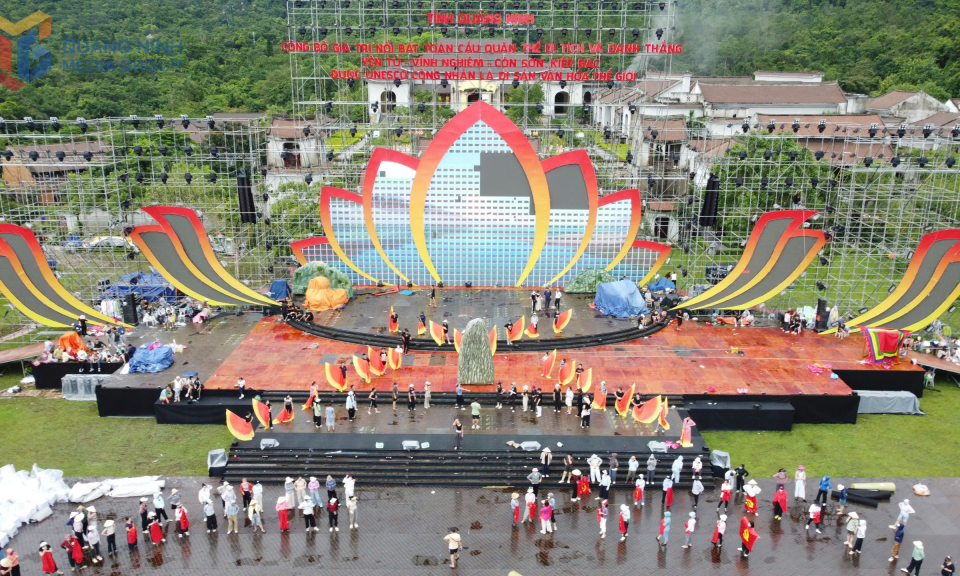  Hoàn tất công tác chuẩn bị cho Chương trình nghệ thuật đặc biệt "Thanh âm Yên Tử - Di sản ngàn đời"