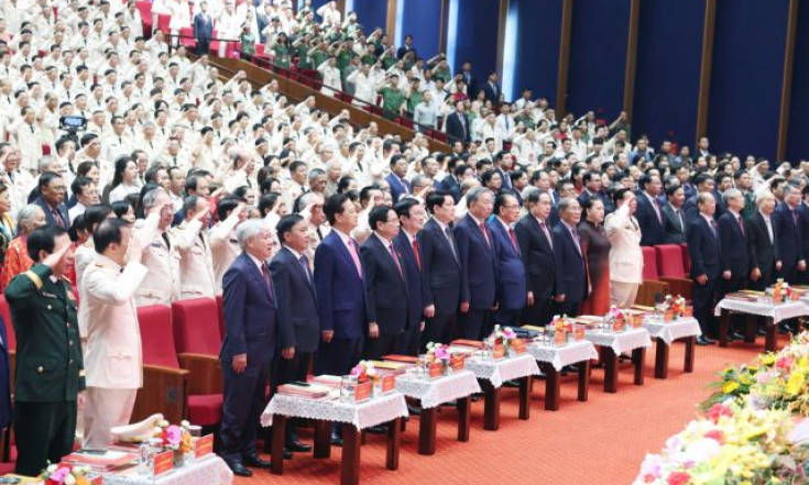 Party leader attends ceremony marking 80th anniversary of People's Public Security Forces