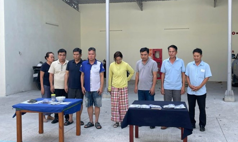 Đà Nẵng triệt phá tụ điểm cờ bạc tiền tỉ đằng sau gara ô tô