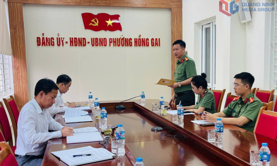 Bảo vệ vững chắc an ninh chính trị nội bộ