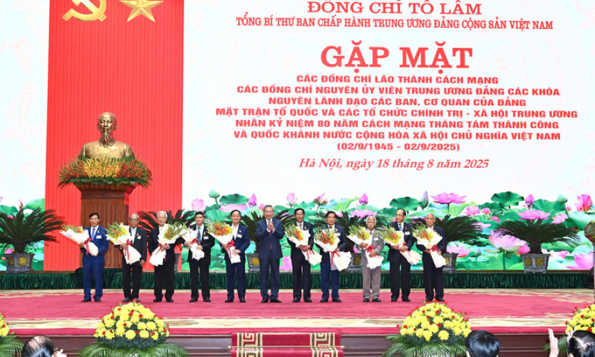 Tiếp tục đồng hành, đóng góp trí tuệ, kinh nghiệm và truyền lửa cho thế hệ trẻ