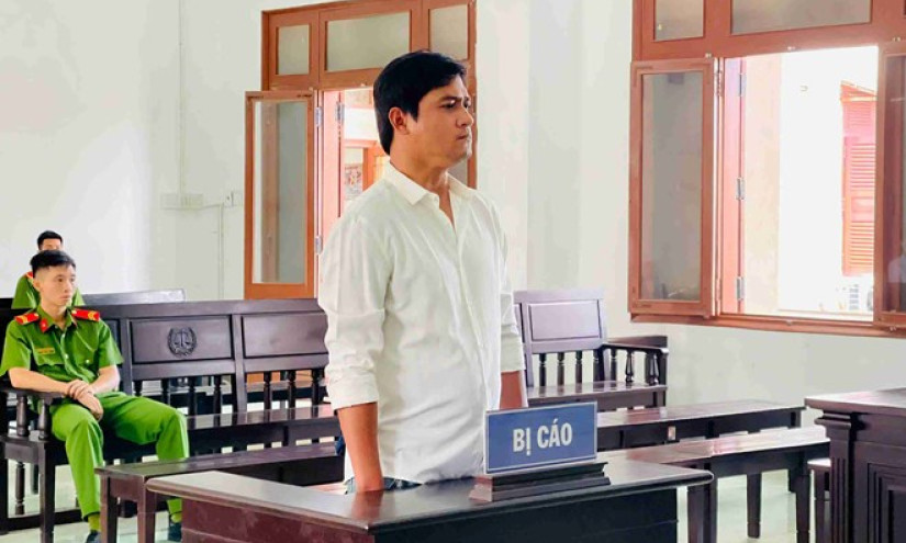 Mâu thuẫn trong quán nhậu, người đàn ông bị đâm thương tích 40%
