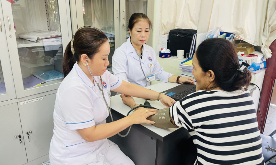 Củng cố y tế cơ sở - Bước đi chiến lược vì sức khỏe cộng đồng