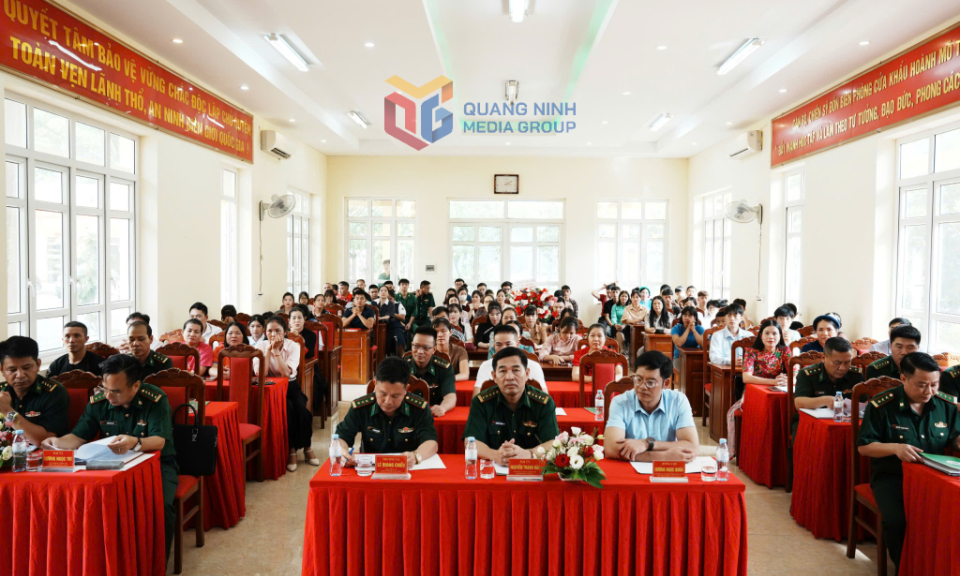 Khai giảng lớp bồi dưỡng tiếng Trung Quốc trên địa bàn xã Hoành Mô