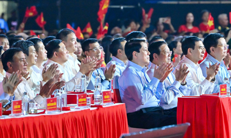 Cầu truyền hình “Thời cơ vàng”, kết nối những trang sử hào hùng và thời cơ, vận hội bước vào kỷ nguyên mới