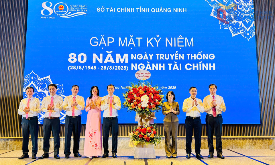 Gặp mặt kỷ niệm 80 năm Ngày truyền thống ngành Tài chính