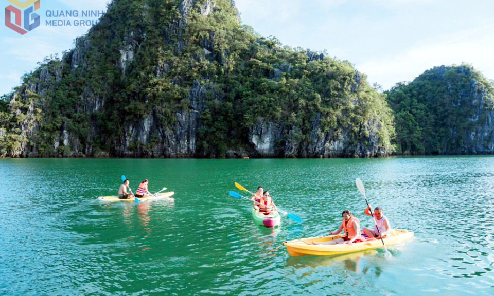The distinct charm of Bai Tu Long Bay