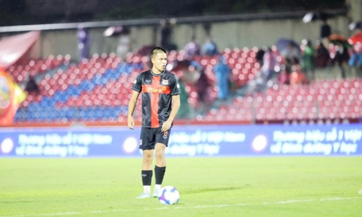 Tiền vệ Việt kiều Chung Nguyen Do được triệu tập lên U23 Việt Nam