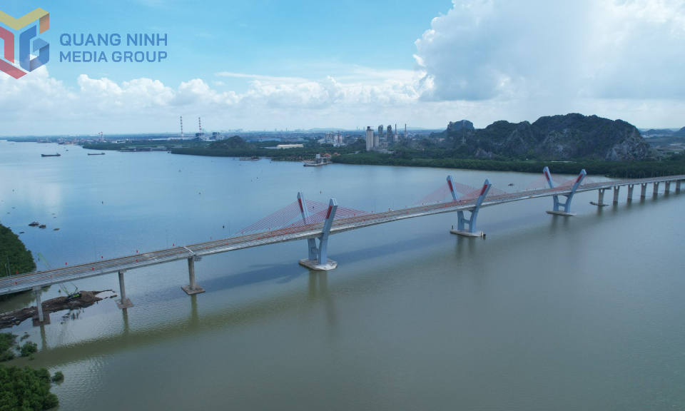 Quảng Ninh đẩy mạnh hoàn thiện hạ tầng giao thông hiện đại, đồng bộ