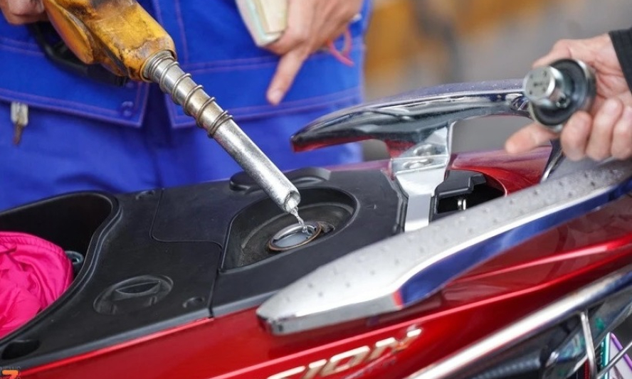 Lý do Bộ Công Thương đề xuất toàn bộ ôtô, xe máy dùng xăng E10 từ 2026