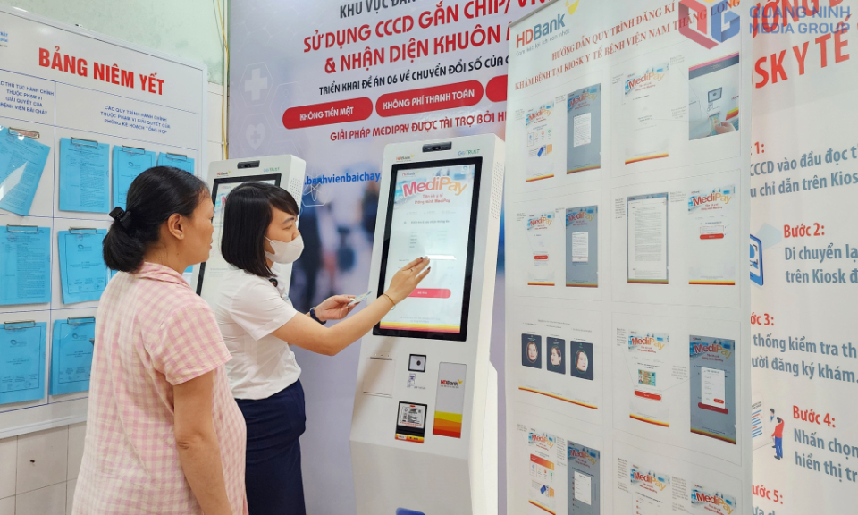 Ứng dụng và triển khai hiệu quả hệ thống y tế thông minh