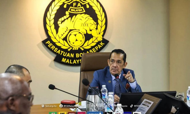 Chủ tịch Liên đoàn bóng đá Malaysia xin từ chức