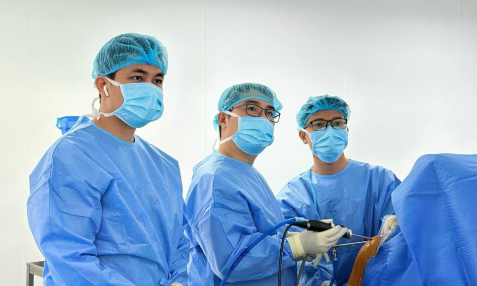  Vị bác sĩ khiến bệnh nhân người Nhật nhất quyết phải sang Việt Nam phẫu thuật