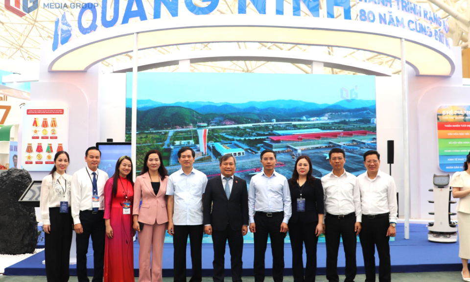 Quảng Ninh tham dự Lễ khai mạc Triển lãm thành tựu đất nước