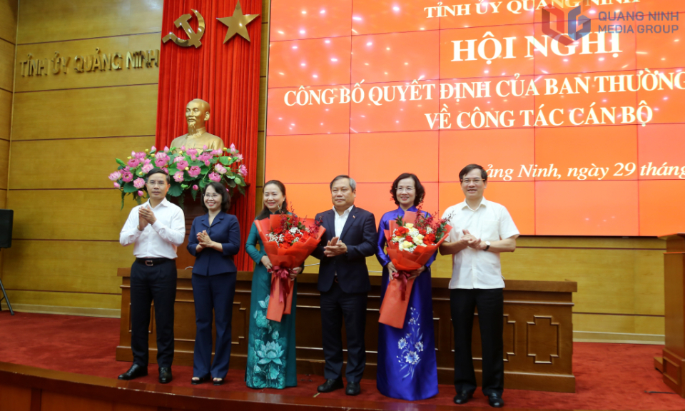 Công bố Quyết định của Ban Thường vụ Tỉnh ủy về công tác cán bộ