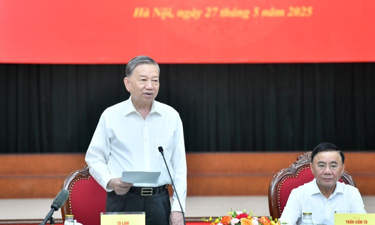 Bộ Chính trị, Ban Bí thư đồng ý việc sửa đổi, ban hành mới một số quy định về công tác cán bộ