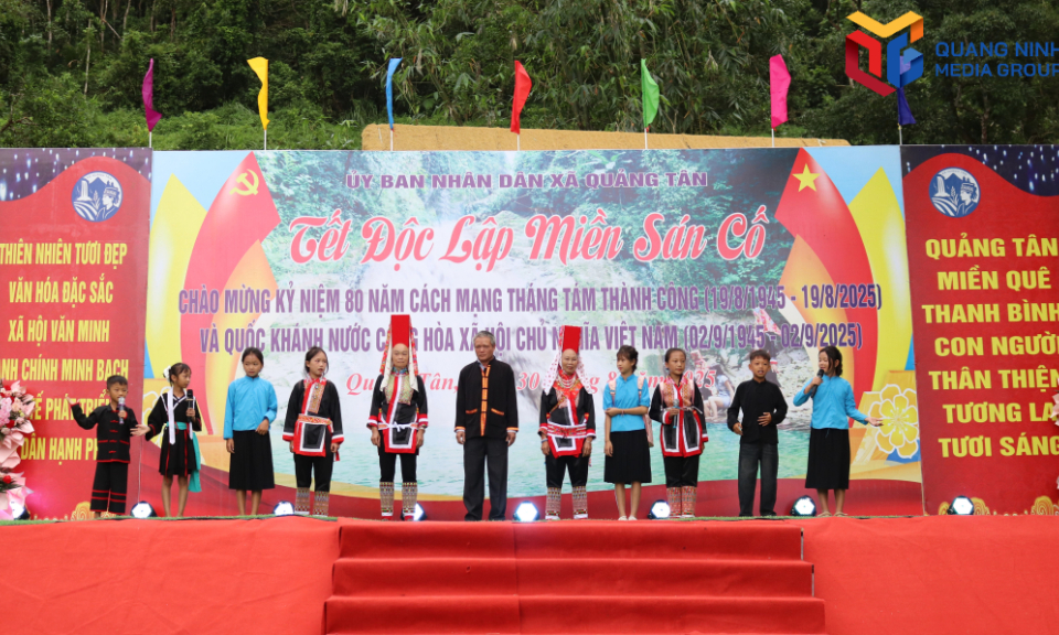 Đặc sắc Chương trình “Tết độc lập Miền Sán Cố” xã Quảng Tân