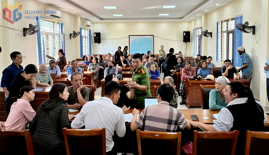 Quảng Ninh trao tặng quà của Chính phủ cho người dân