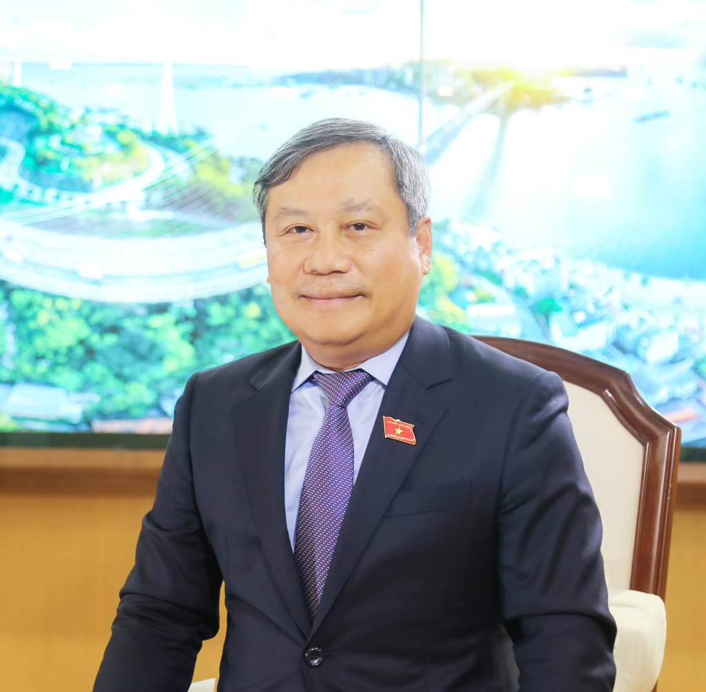 Đồng chí Vũ Đại Thắng, Ủy viên Trung ương Đảng, Bí thư Tỉnh ủy, Trưởng Đoàn ĐBQH tỉnh.