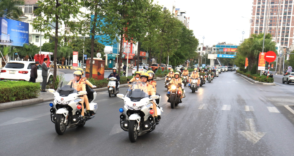 Ảnh với chú thích