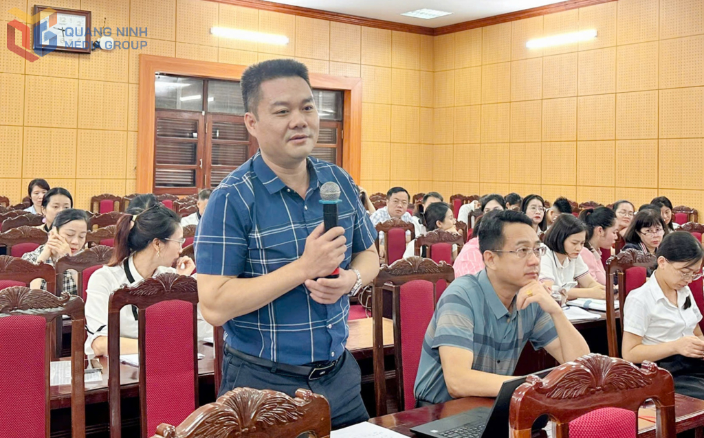 BHXH cơ sở Quảng Hà trình bày những nội dung chưa rõ trong việc thực hiện khảo sát  tại cơ sở.