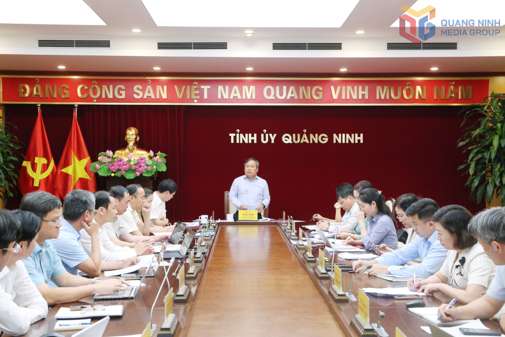 Thường trực Tỉnh ủy làm việc với các trường đại học, cao đẳng trên địa bàn tỉnh