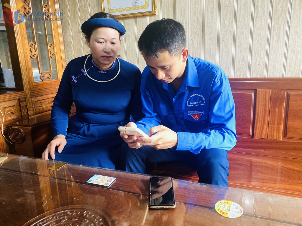 Ảnh với chú thích