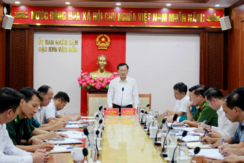 Đồng chí Cao Tường Huy, Ủy viên Ban Thường vụ Tỉnh ủy, Bí thư Đảng ủy, Chủ tịch HĐND đặc khu Vân Đồn