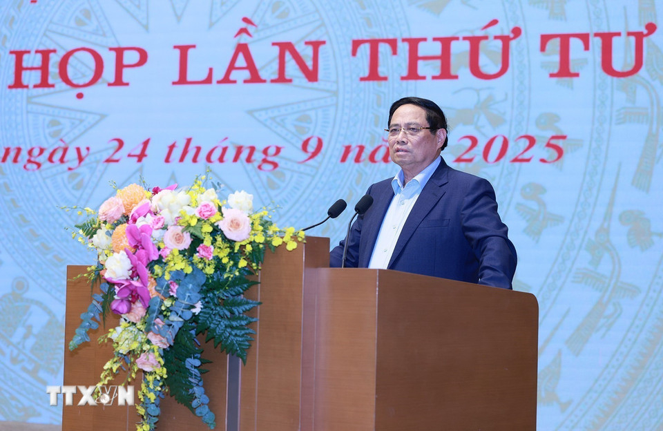 Thủ tướng Phạm Minh Chính phát biểu tại phiên họp. Ảnh