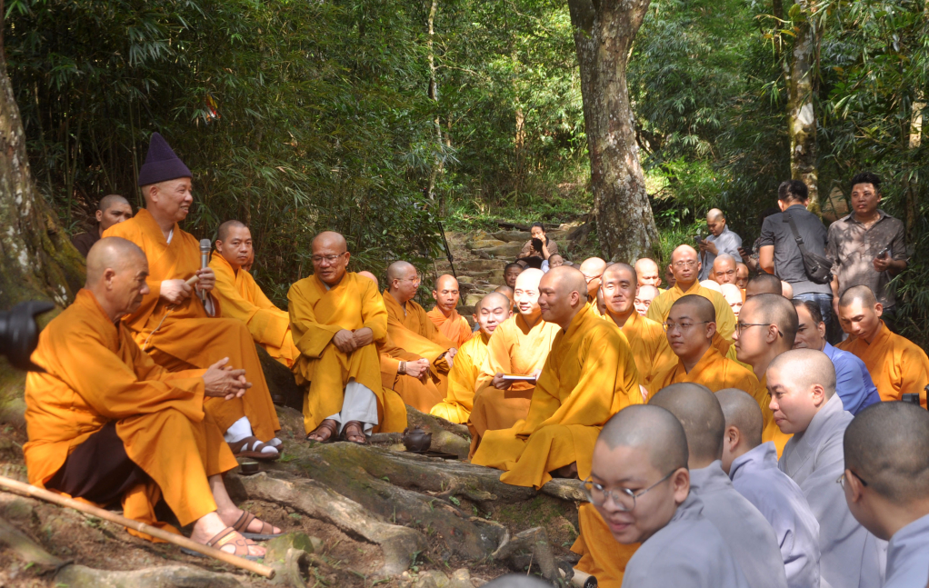 Ảnh với chú thích