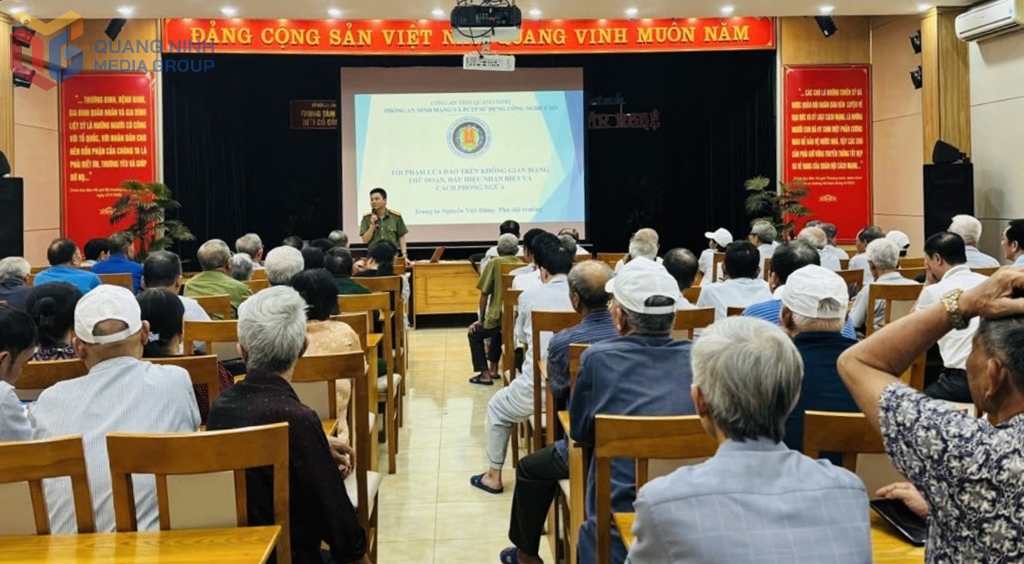 Ảnh với chú thích